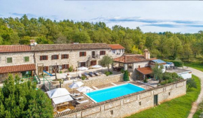 Villa Kluni by Rent Istria